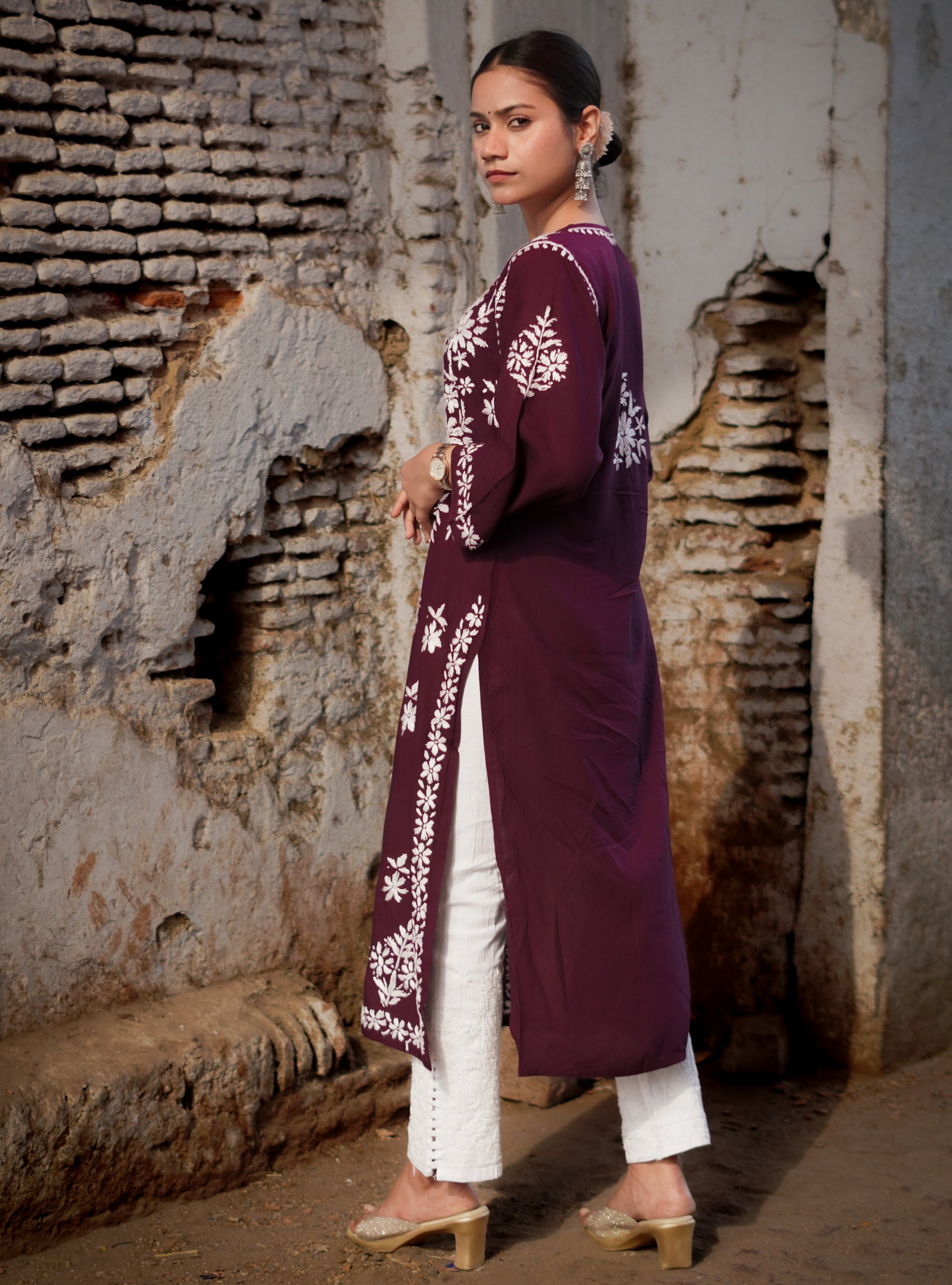 Rayon Fabric Chikankari Kurti With White Colour